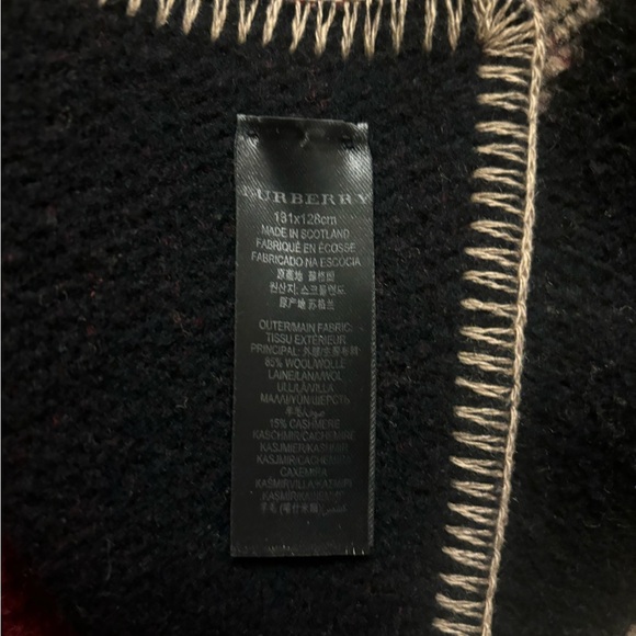 Burberry Prorsum wool shawl - Picture 4 of 4